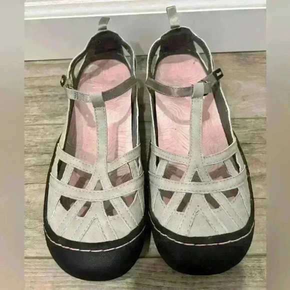 JSport by Jambu Shoes - Jsport light grey, pink and black strap sandals size 8